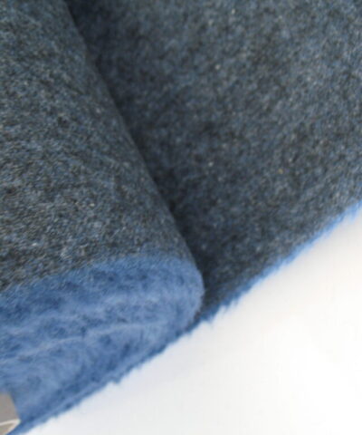 Gudbrandsdalens Bardal 780 donker blauw gemeleerd