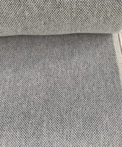 Maharam Mode 002 Intaglio blauwgrijs roomwit