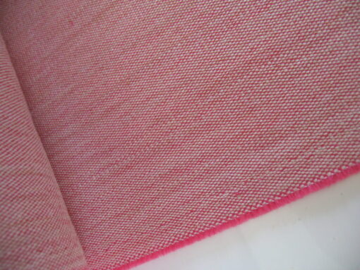 Kvadrat Land 8 fuchsia roze creme