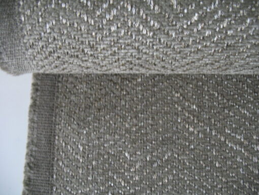 Kvadrat Sahco Kent 13 licht bruin