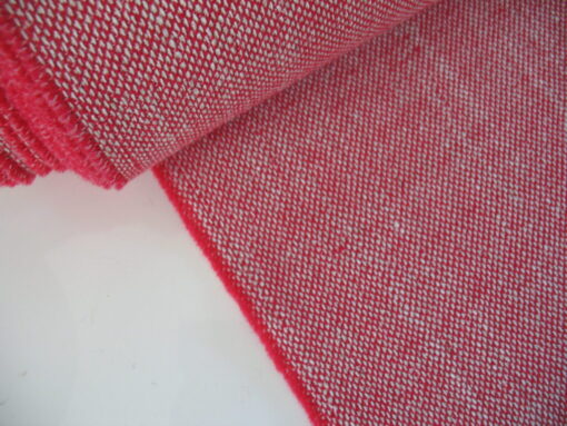 Kvadrat Sunniva 2 642 roze cremewit