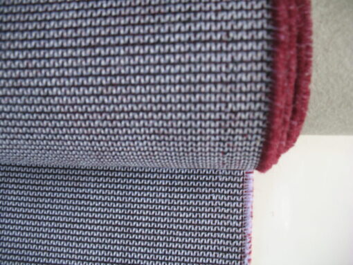 Kvadrat Umami 3 653 lavendel aubergine zwart