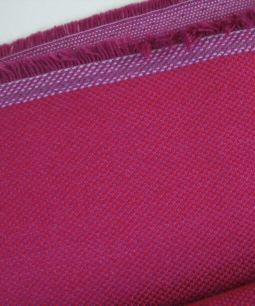 Kvadrat Steelcut Trio 653 fuchsia roze