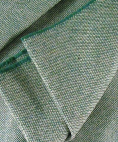 Camira Main Line Flax MLF09 groen beige
