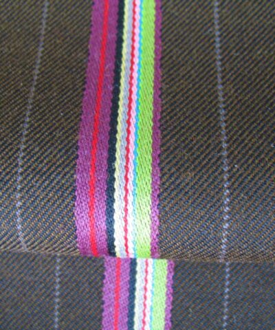 Maharam Bespoke Stripe 003 Paul Smith bruin streeppatroon