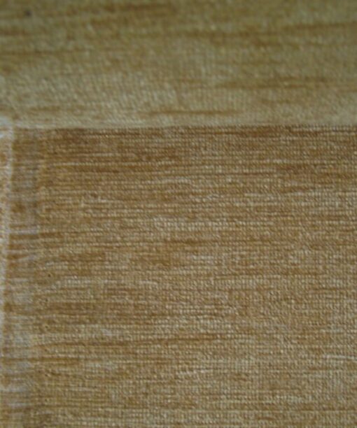 Crowson Fabrics Taft 28 velours 51052 EQ32 oranje geel