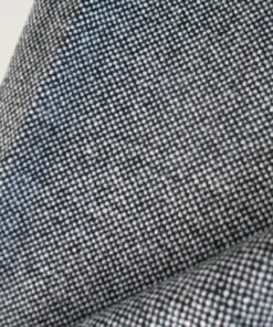 Kvadrat Hallingdal 65 166 zwart creme wit