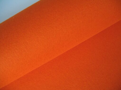 Kvadrat Divina 3 542 oranje viltwol