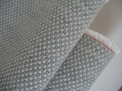 Kvadrat Fiord 2 101 creme grijs