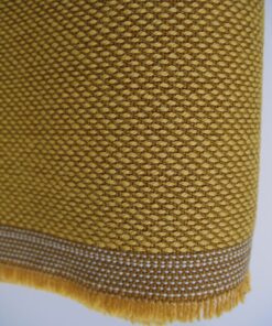 Kvadrat Steelcut Trio 3 453 okergeel bruin