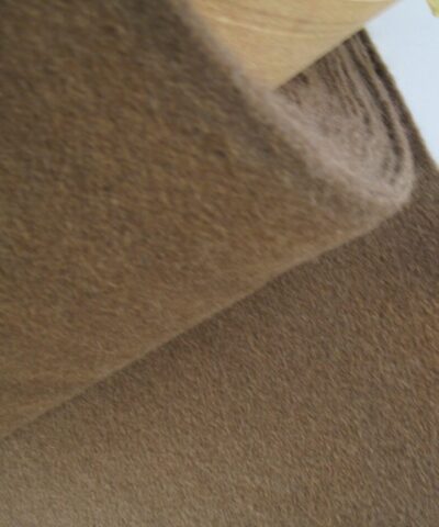 Gabriel Europost 61020 licht bruin vilt meubelstof