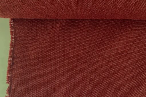 Camira Advantage AD005 Cranberry steenrood