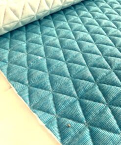 Kvadrat Febrik Triangle lichtblauw roomwit