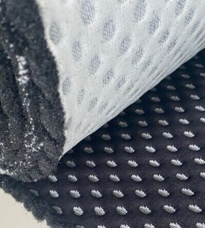 Kvadrat Febrik zwart wit