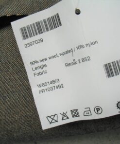 Kvadrat Remix 3 852 soft orange and blue mottled
