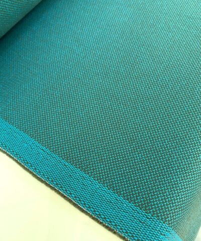 Kvadrat Revive 1 834 turquoise olijfgroen