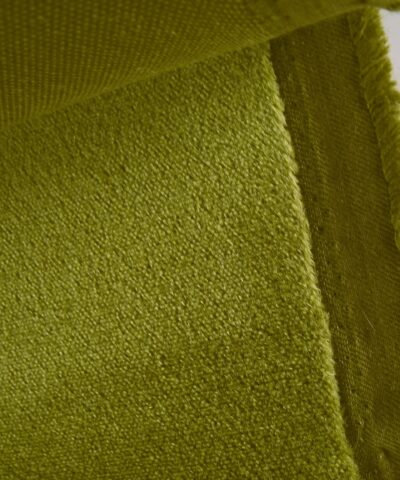 Vescom Togo 11 mohair velours groen