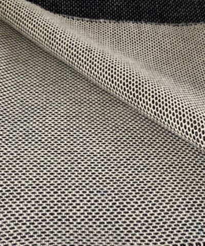 Kvadrat Skifer 2 121 roomwit op zwart