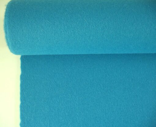 Kvadrat Divina 3 826 turquoise blauw wolvilt