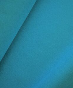 Kvadrat Divina 3 826 turquoise blauw wolvilt