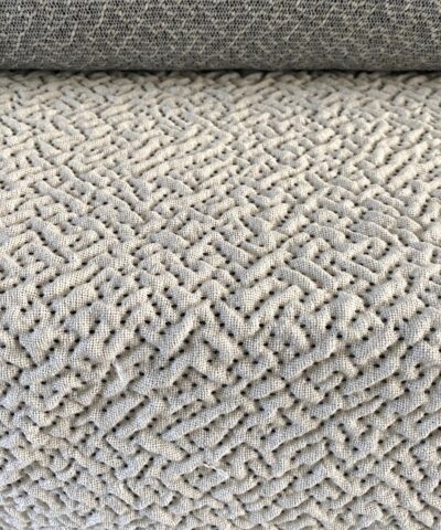 Kvadrat Vale 112 creme zwart 3-D patroon