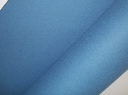 Kvadrat Divina 3 742 licht blauw