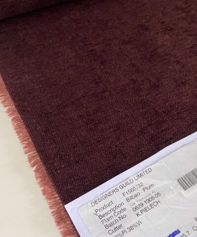 Designers Guild Bilbao Plum wijnrood zilver roze