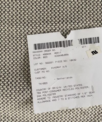 Maharam Merit 023 Kookaburra roomwit grijs