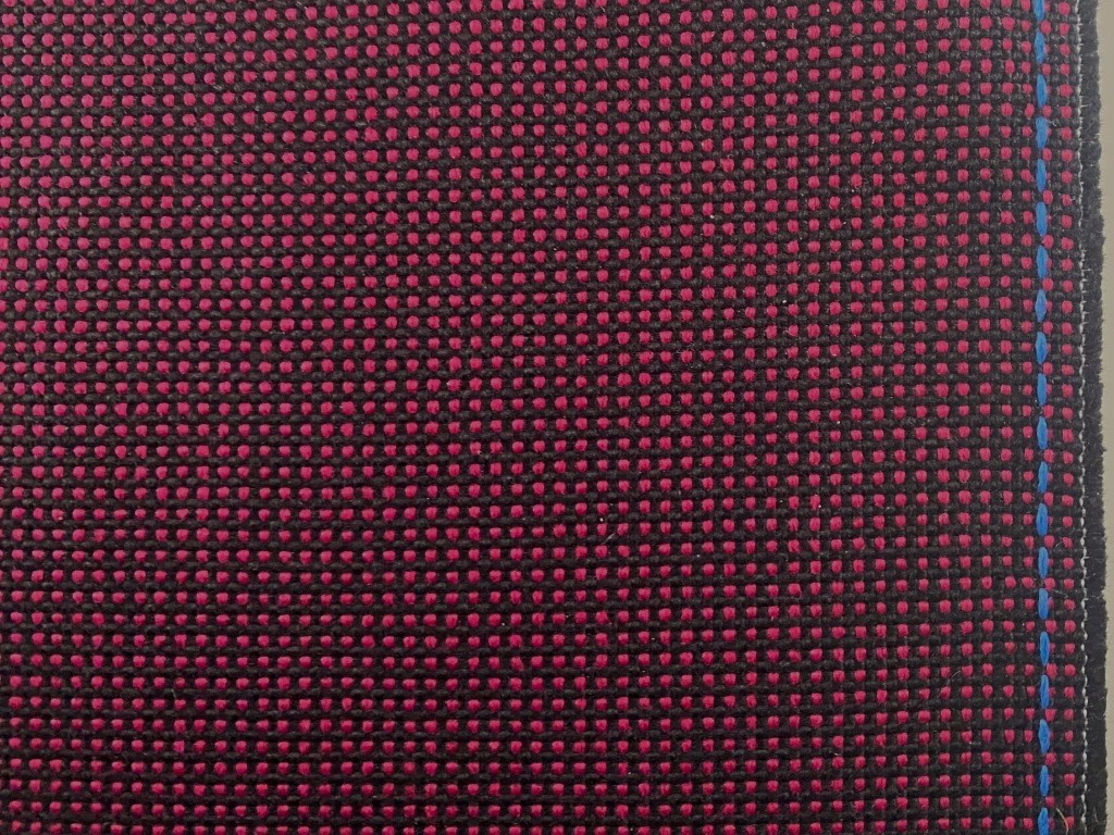 Kvadrat Pro fuchsia roze zwart geblokt