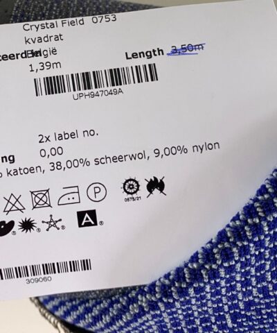 Kvadrat Crystal Field 753 kobaltblauw grijs patroon