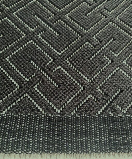 Kvadrat Sahco Grid 0010 grijs roomwit geometrisch patroon