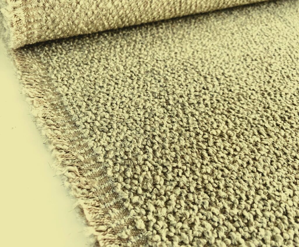 De Ploeg Monza zacht groen beige bouclé