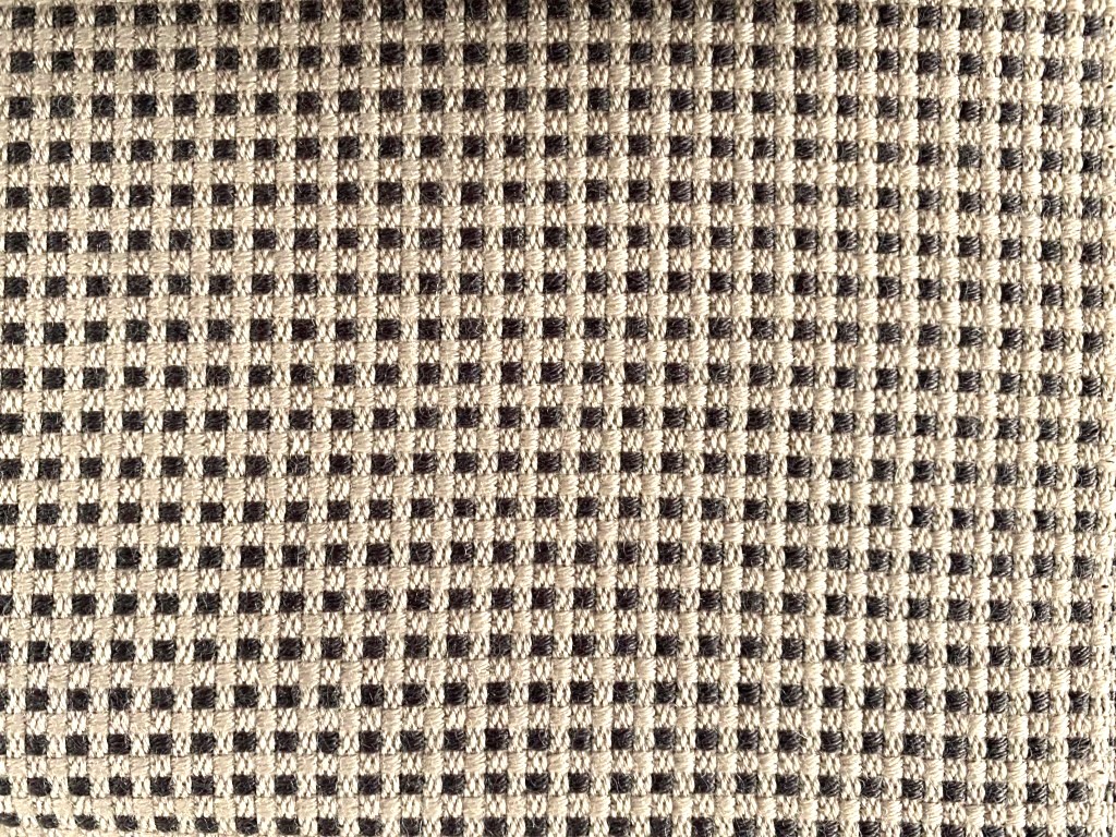 De Ploeg Odda 13/99 beige bruingrijs blokjes patroon