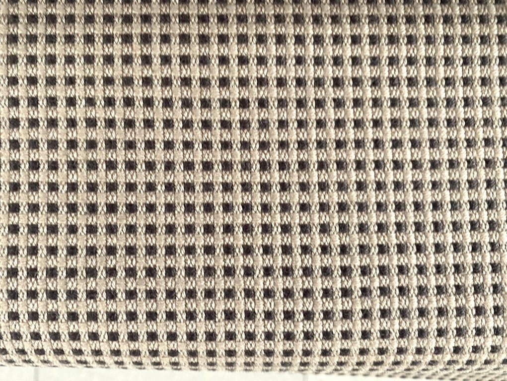 De Ploeg Odda 13/99 beige bruingrijs blokjes patroon