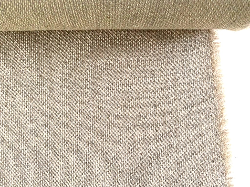 Kvadrat Clara 2 248 beige