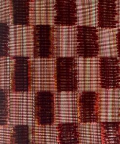 Pierre Frey Saqqarah Terrecuite F3660003, tinten roze, rood, groen en beige blokjes