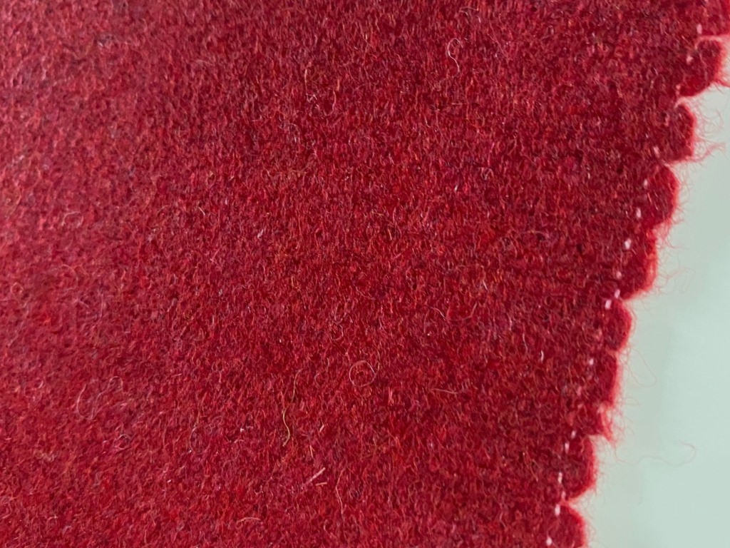 Textaafoam Facet rood 2011