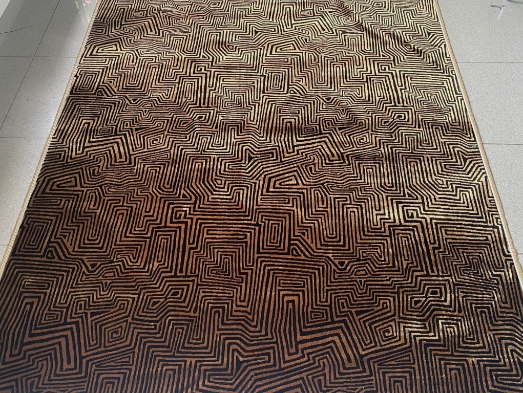 Dedar Milano Jamu Jungle Pantera 001 velours zwart goud