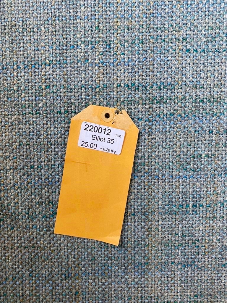 Montis Elliot 35 lichtblauw groen grijs