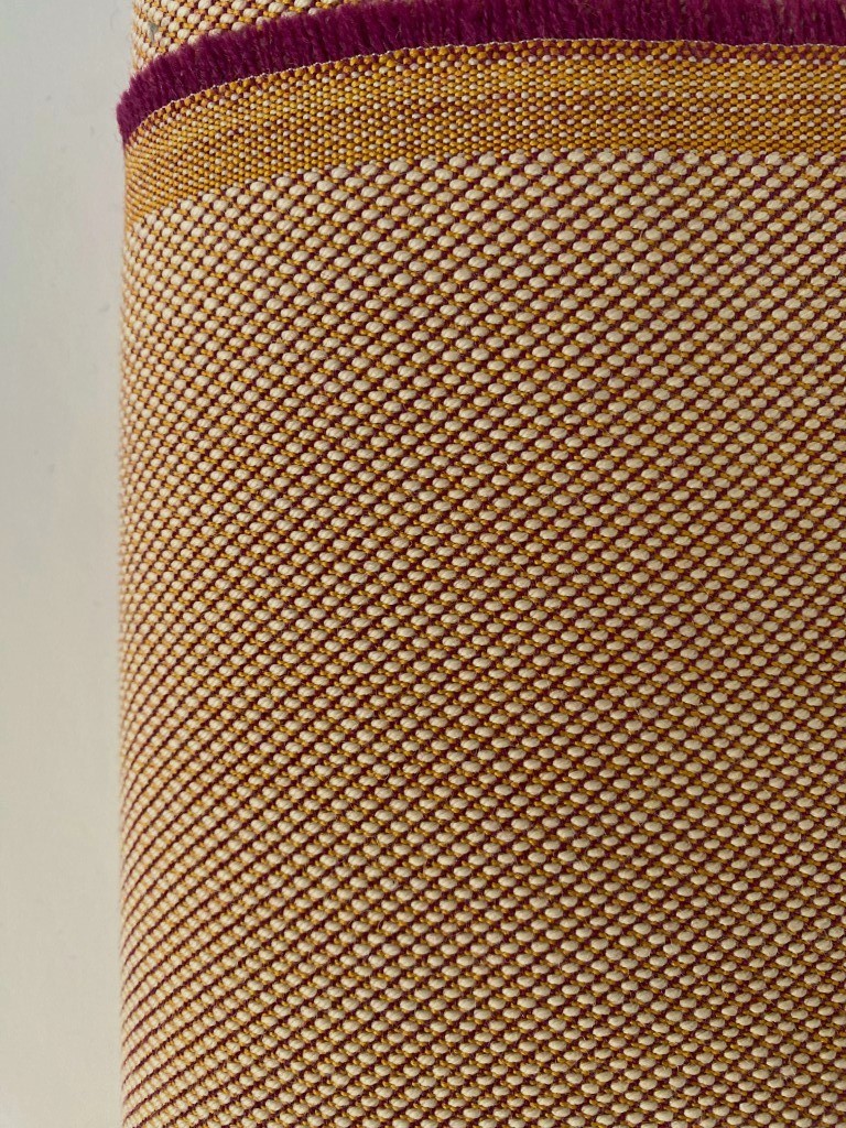 Kvadrat Steelcut Trio 3 abrikoos