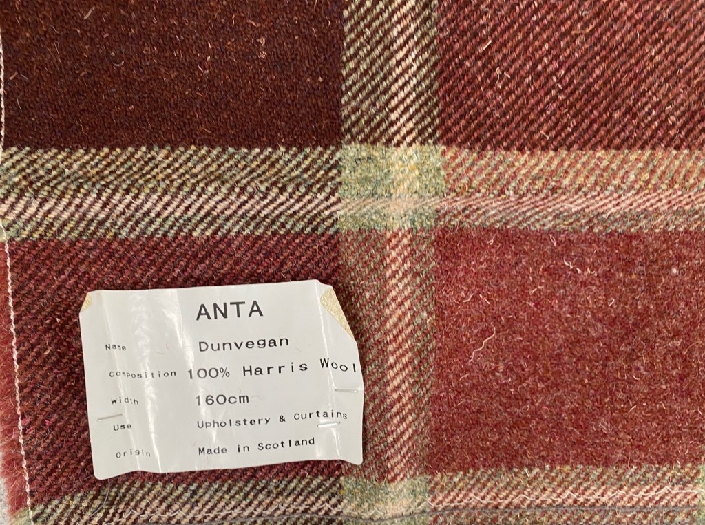 Anta Dunvegan rood roze groen ruit patroon