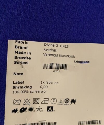 Kvadrat Divina 3 782 hard blauw