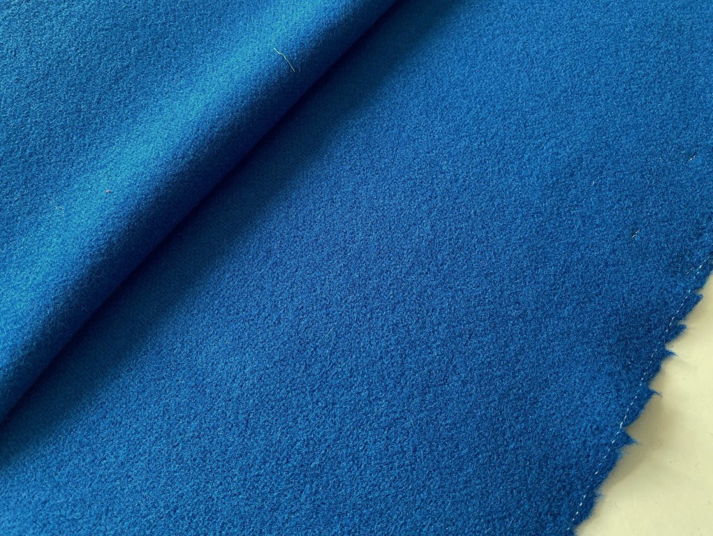 Kvadrat Tonus 3 126 blauw