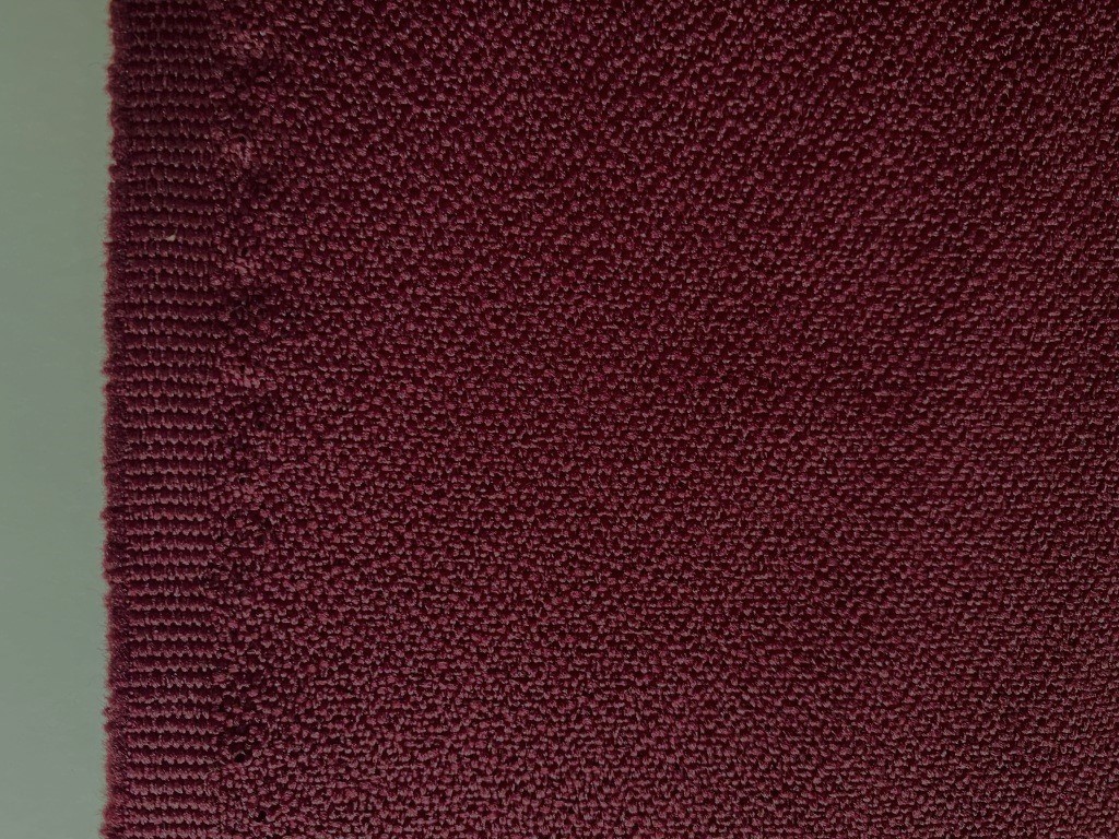 Camira Phoenix Tobago donker rood