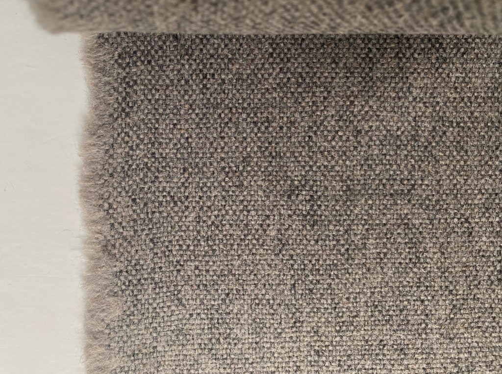 Camira Main Lina Flax MLF26 Camden beige grijs
