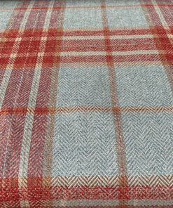 Colefax and Fowler Dunmore Check Magnus Checks ruit rood lichtblauw creme patroon