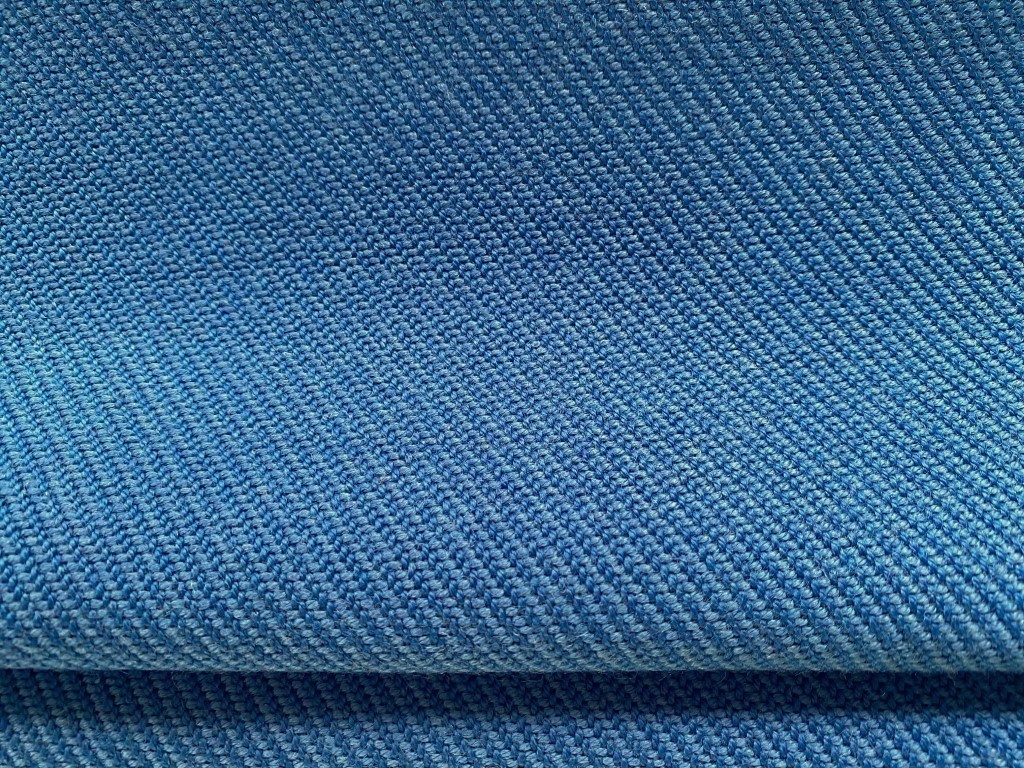 Kvadrat Twill Weave 750 fel blauw