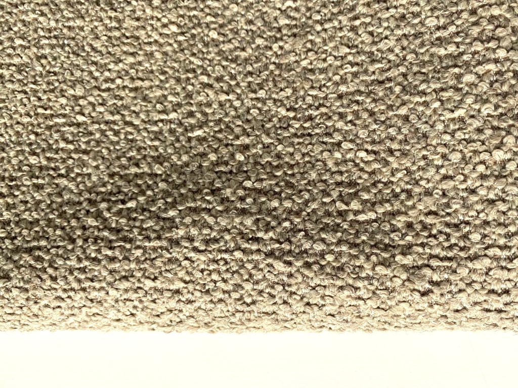 Jupiter 277 Chinchilla groenbeige bouclé